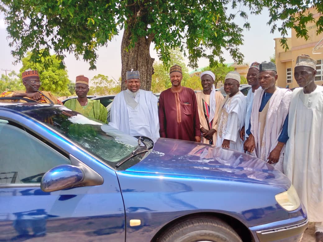 Motar da Ɗan Majalisar Wakilai mai Wakiltar Mazabar Maru /Bunguɗu, Hon. Abdulmalik Zubairu (Zannan Bunguɗu)