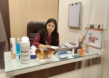 best liver doctor in agra