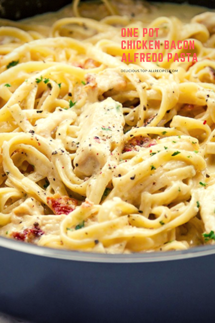 One Pot Chicken Bacon Alfredo Pasta