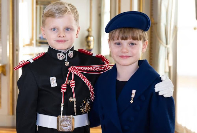 Prince Albert and Princess Charlene shared a new photo of Crown Prince Jacques and Prince Gabriella. Navy blue coat