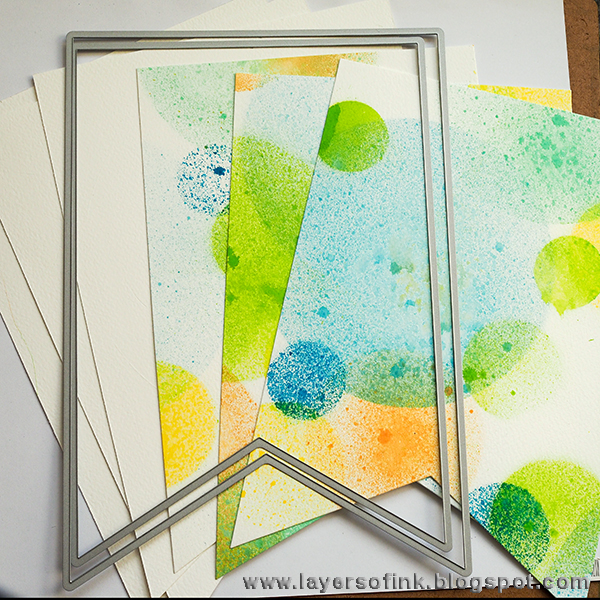 Layers of ink - Easy Misted Animal Banner tutorial by Anna-Karin using Sizzix Big Shot Plus dies and Distress Spray Stains.