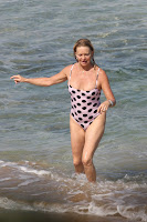 Goldie Hawn Swimsuit Pictures