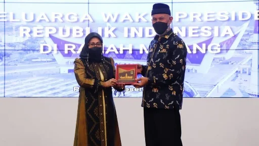 Putri Wapres Dorong Ekonomi Halal di Sumbar