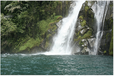 Binangalom Waterfall 