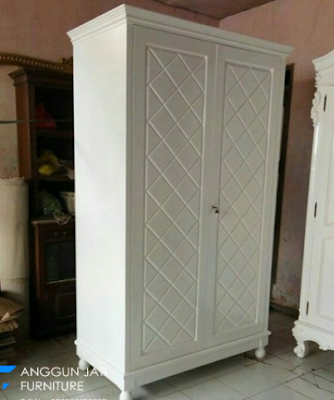 model lemari jati minimalis 2 pintu