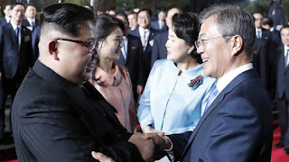  Agen Poker Terpercaya - Kim Jong-Un dan Moon Sepakat Korea Bebas Nuklir, Dunia Menyambut