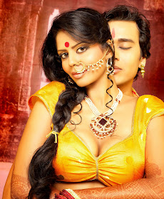 The romantic and passionate moment of Bhairvi Goswami: 'Kamsutra'