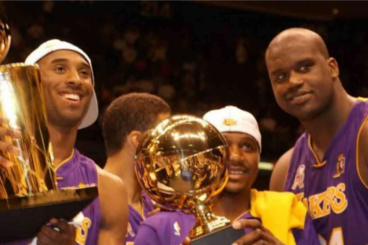 Kobe Byant and Shaquille O'Neal for the Los Angeles Lakers