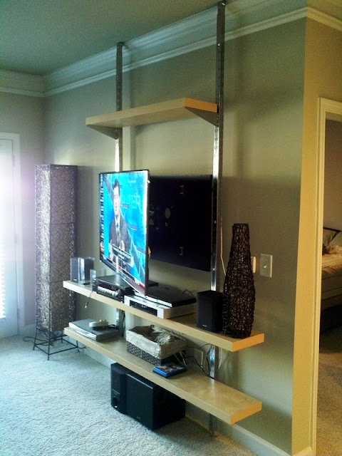 Broder Entertainment Center for Apartments