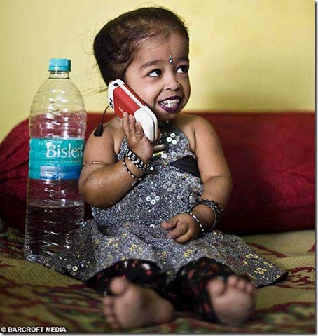 worlds_smallest_girl_Jyoti_Amge3