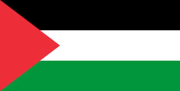 يتكون علم الشعب الفلسطيني من ثلاثة أشرطة أفقية متوازية ملونة من الأعلى للأسفل بالأسود والأبيض والأخضر، فوقها مثلث أحمر