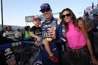 #MENCS Kyle Busch Dodges Disaster To Win Playoff Race At New Hampshire