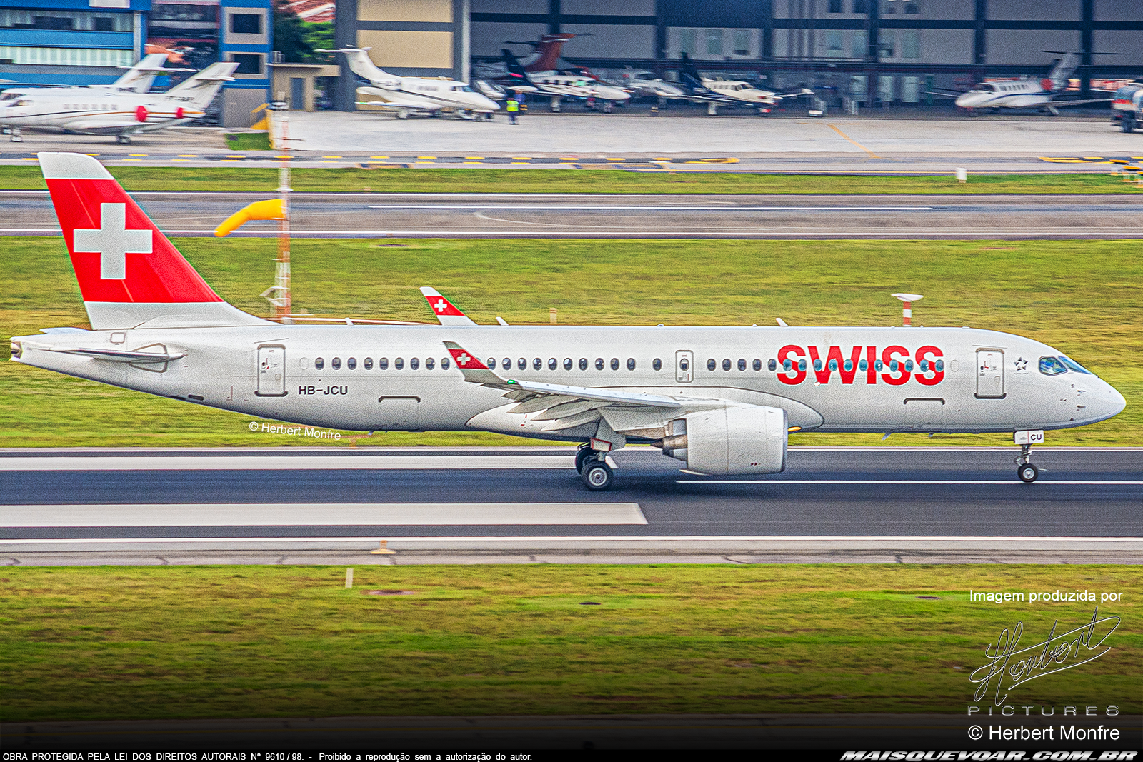 Airbus A220-300 | HB-JBU | Swiss | published by MAIS QUE VOAR | Photographed by © Herbert Monfre - Herbert Pictures | Hire the photographer for your events at cmsherbert@hotmail.com