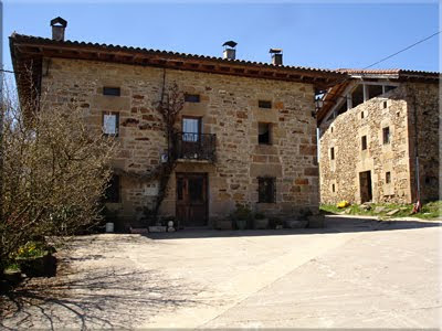 Caserón en el Bº Arrube