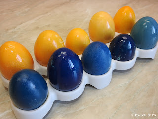 Oua vopsite reteta clasica ouă colorate rosii galbene albastre fierte moi tari cleioase de Paste sau Inaltare si Pastele Blajinilor retete aperitive,