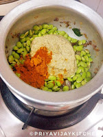 Mochai Kootu - Field Beans Curry