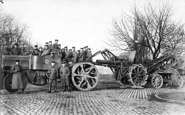 german 21 cm gun towed tractor