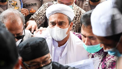 Gerindra Mau Bebaskan Habib Rizieq, Henry Subiakto: Untuk Ambil Hati Pendukung Prabowo