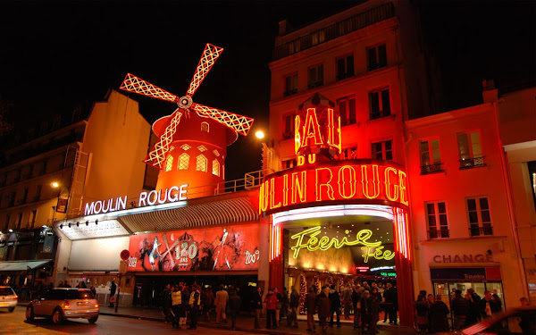 Moulin Rouge, Paris, França