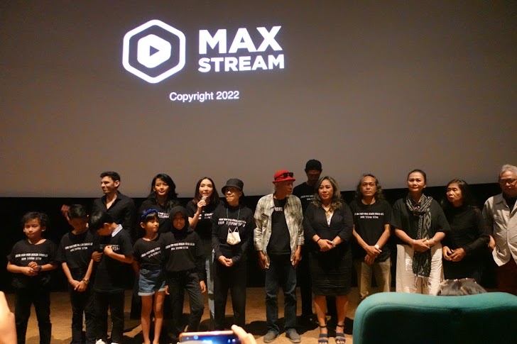 Serunya Nobar Film Anak Titipan Setan Bareng Maxstream dan Gisel