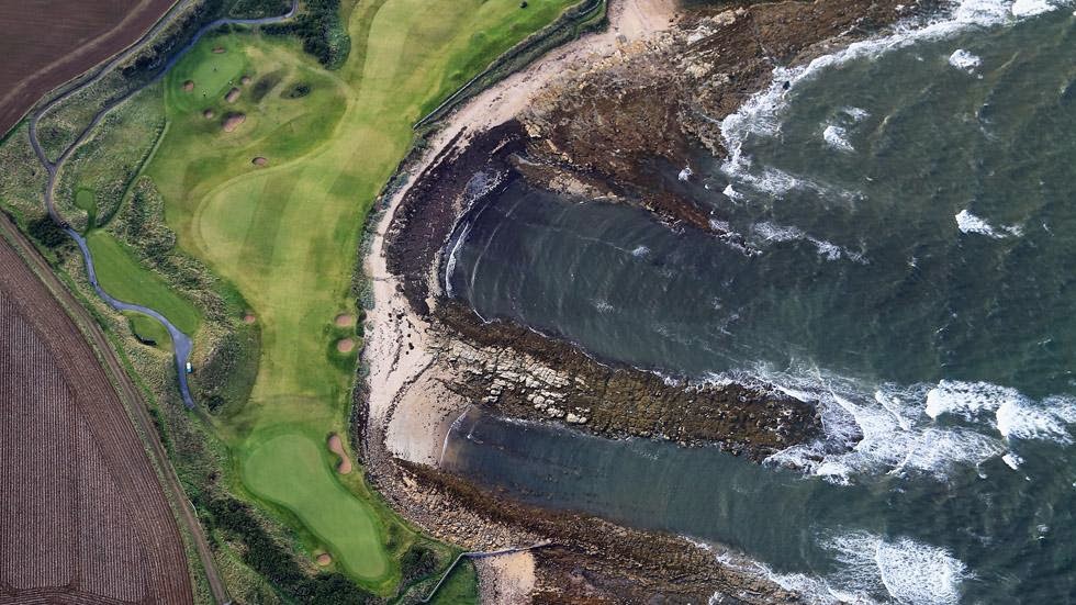 30. Kingsbarns, Scotland - 50 Stunning Aerials That Will Make You See the World in New Ways (PHOTOS)