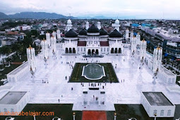 Dampak Pembugaran Wajah Baru Masjid Raya Banda Aceh
