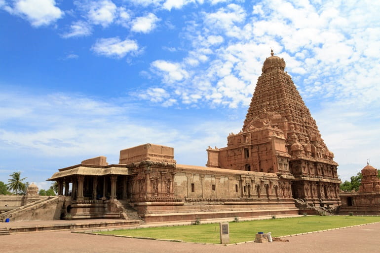 भारत के बाहर भी दुनिया के इन जगहों पर हैं प्रसिद्ध शिव मंदिर