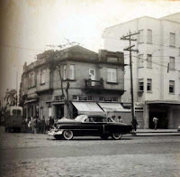 Avenida Conselheiro Nébias esquina com a rua dr. Epitácio Pessoa, no ano de 1959