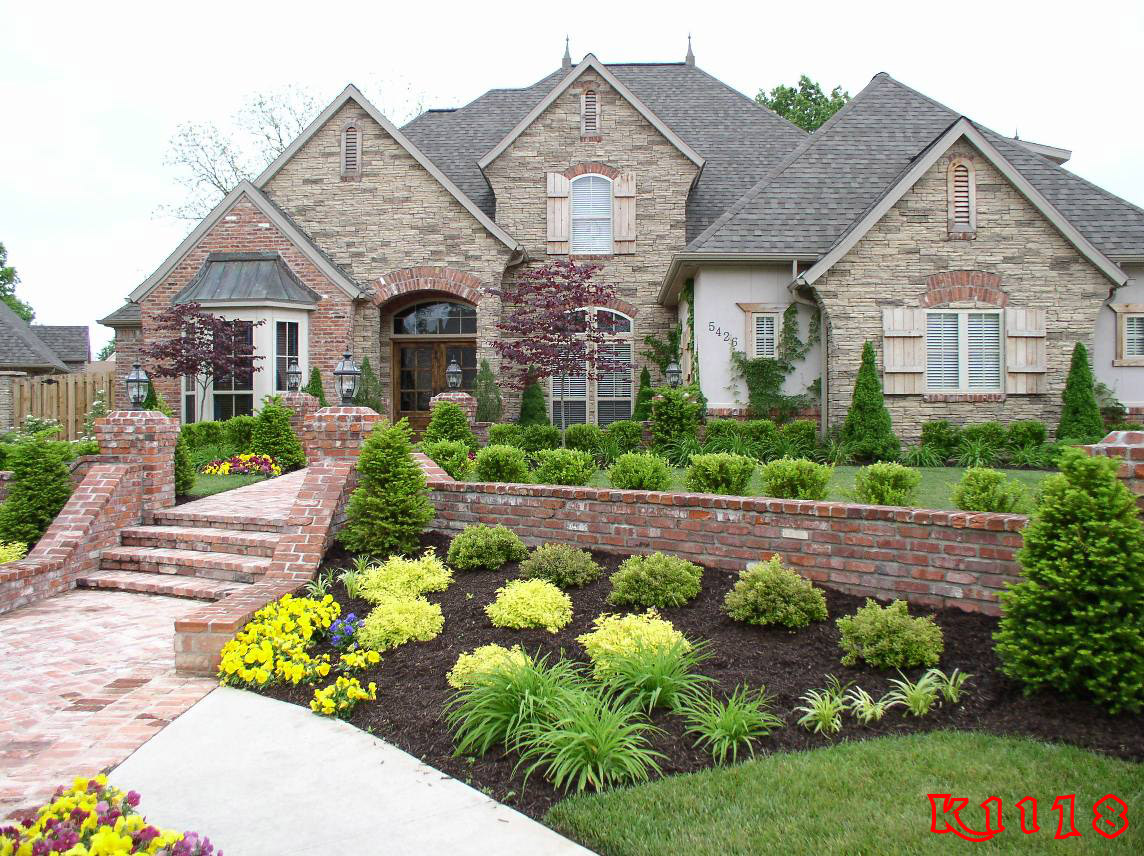 Small Front Yard Landscaping Ideas for House