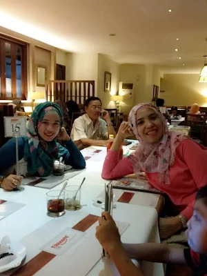 bukber atau buka bersama teman-teman