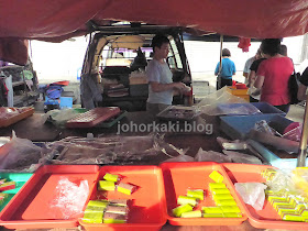 Kueh-Stall-Johor-Jaya-Pasar-Malam