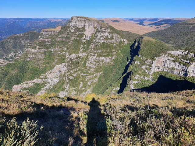 Morro da Igreja e Pedra Furada em Urubici