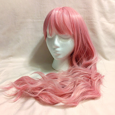 Pink wavy wig