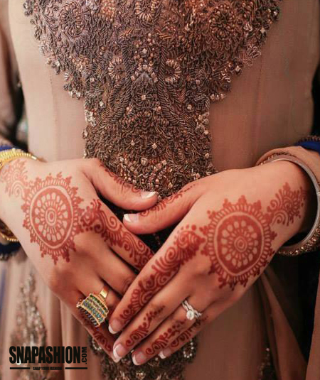 Sexy Mehndi Designs in 2015 for Hands and Back Side