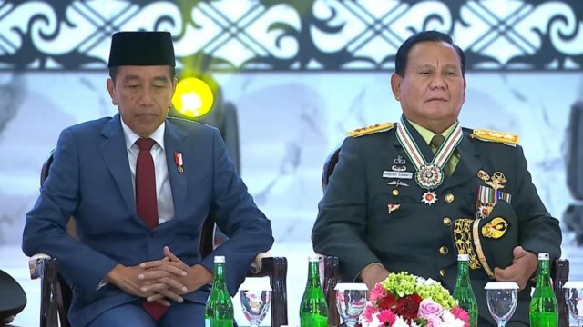 Refly Harun Duga Kemesraan Antara Prabowo dan Jokowi Akan 'Berakhir' Sebelum Pelantikan Presiden
