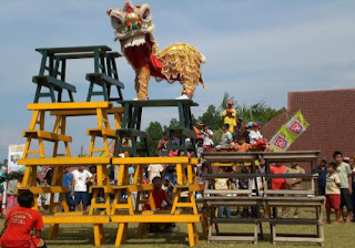 Atraksi Barongsai