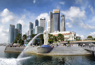 Singapore Travel Guide Book The Merlion