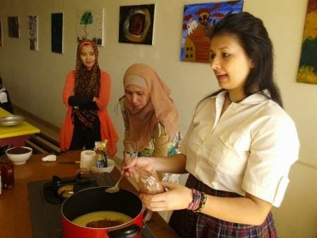 Kelas Memasak Camilan Khas Brazil, ‘Brigadeiro’, Bersama Yasminn