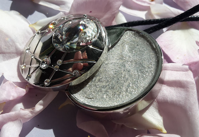 Swarovski: Aura Crystal Touch Jewel Face and Body Highlighter and detail