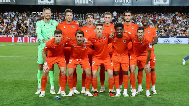 VALENCIA C. F. Temporada 2023-24. Álex Remiro, Urko González de Zárate, Aritz Elustondo, Jon Pacheco, MIkel Merino, Hamari Traoré. Kieran Tierney, Mikel Oyarzabal, Beñat Turrientes, Momo Cho, Carlos Fernández. VALENCIA C. F. 0 🆚 REAL SOCIEDAD DE FÚTBOL 1 Miércoles 27/09/2023, 21:30 horas. Campeonato de Liga de 1ª División, jornada 7. Valencia, Camp de Mestalla: 44.200 espectadores. GOLES: ⚽0-1: 32’, Carlos Fernández.