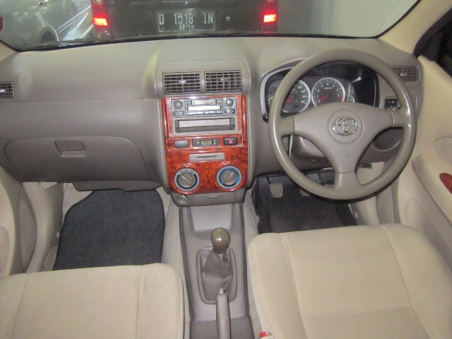 Mobil Bekas: Toyota Avanza G Manual 2008