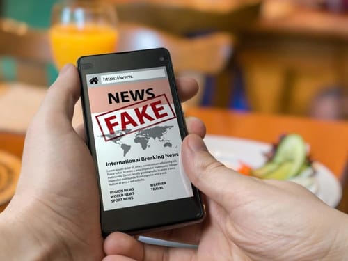 Safari browser used to share fake news headlines