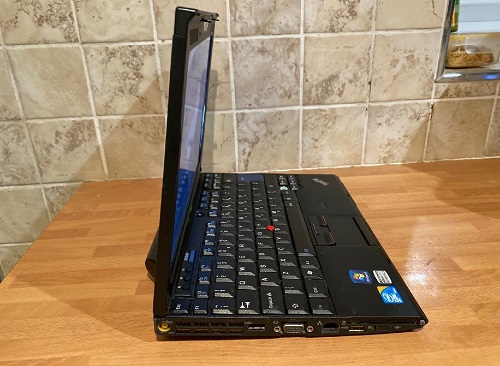 Laptop Lenovo Thinkpad X201, Core i3-350M, Ram 4Gb, HDD 250Gb, 12.1 inch