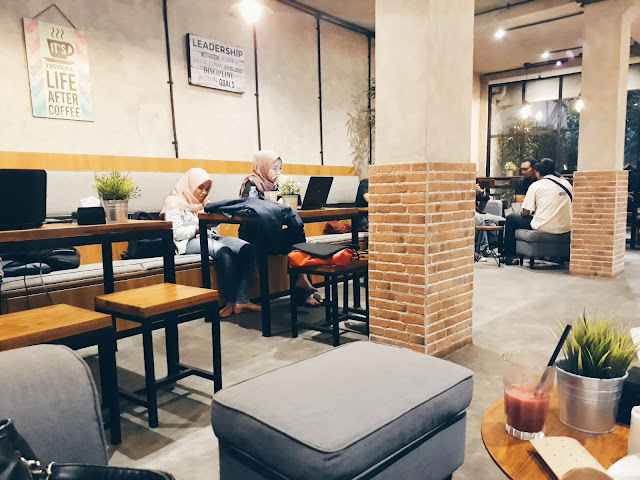 Social Brew Coffee, Cilandak, Tempat Ngopi Lucu