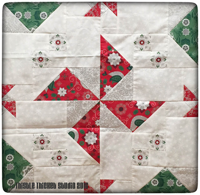 Spinners quilt block, Christmas Spinners Tablerunner, Thistle Thicket Studio, quilts, quilting