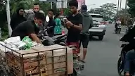 Becak Pengangkut Barang Kelontong Terbakar di Simpang Anturmangan