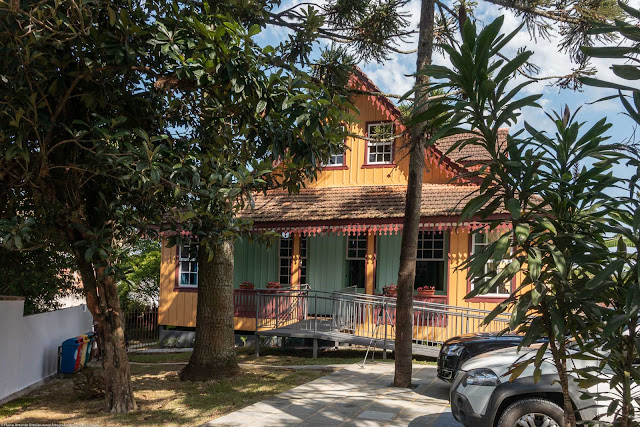 Casa Domingos Nascimento Sobrinho na Rua José de Alencar, sede da Superintendência no Paraná do IPHAN - Instituto Histórico e Artístico Nacional - frente