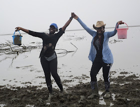 bucket-girls