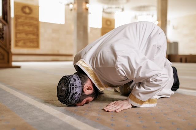 Sujud Sahwi, cara dan Bacaannya