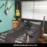 Music Themed Room Decor / How To Transform A Spare Room Into A Home Music Studio Extra Space Storage - Ologeanu (european artist, born 1982) signed.